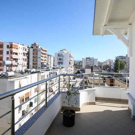 Nikaj Premium Apartments Vlorë Exteriör bild